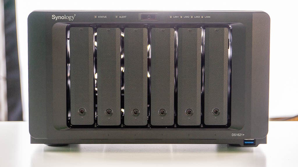 synology-diskstation-ds1621-1 DS1621+